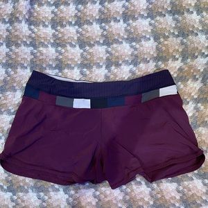 maroon checkered lulu shorts!!